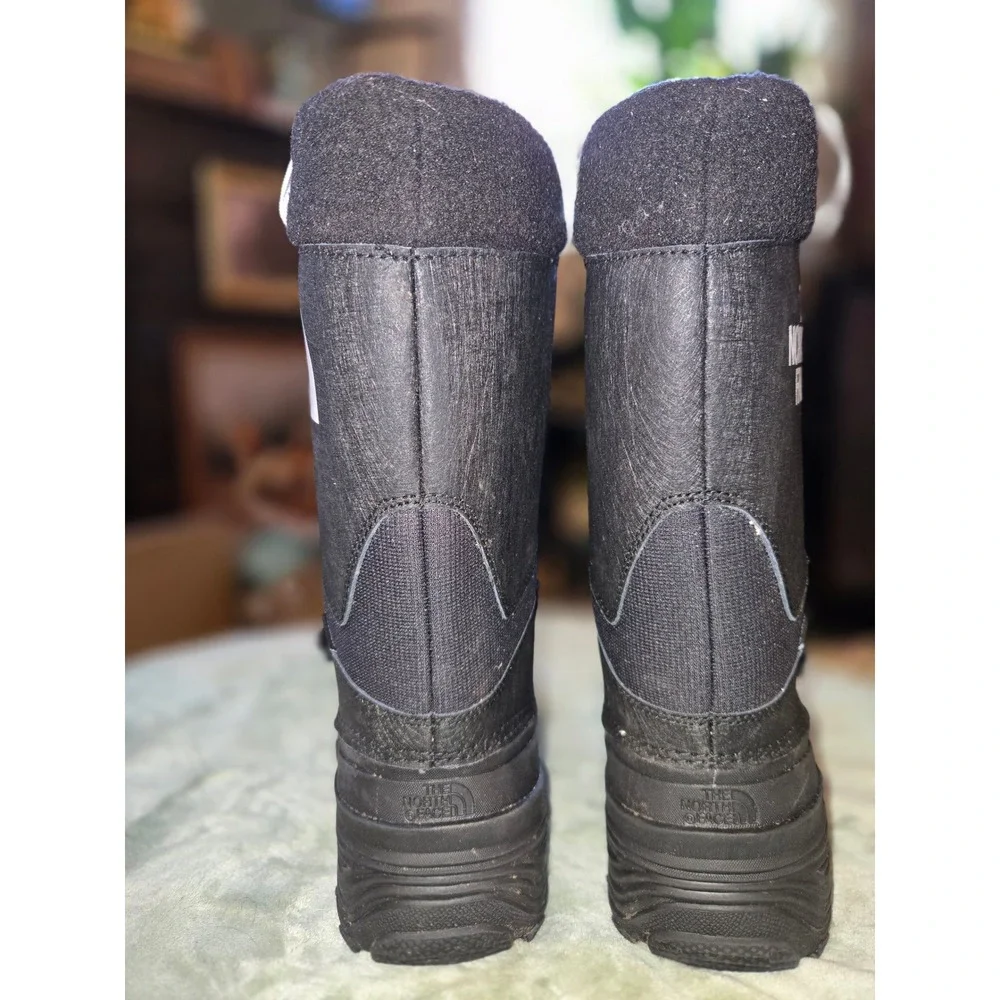 The North Face Alpenglow IV Black Snow Boots Kids Size 5 NF0A3FYH Heatseeker